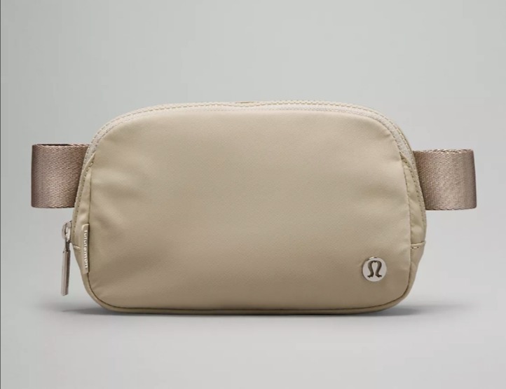 Lululemon Everywhere Belt Bag