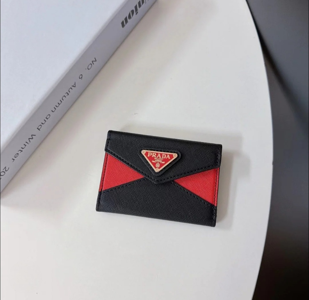 Monedero de Marca RP PRADA Cada Uno