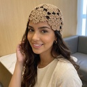 Casquete sin perlas ni flores