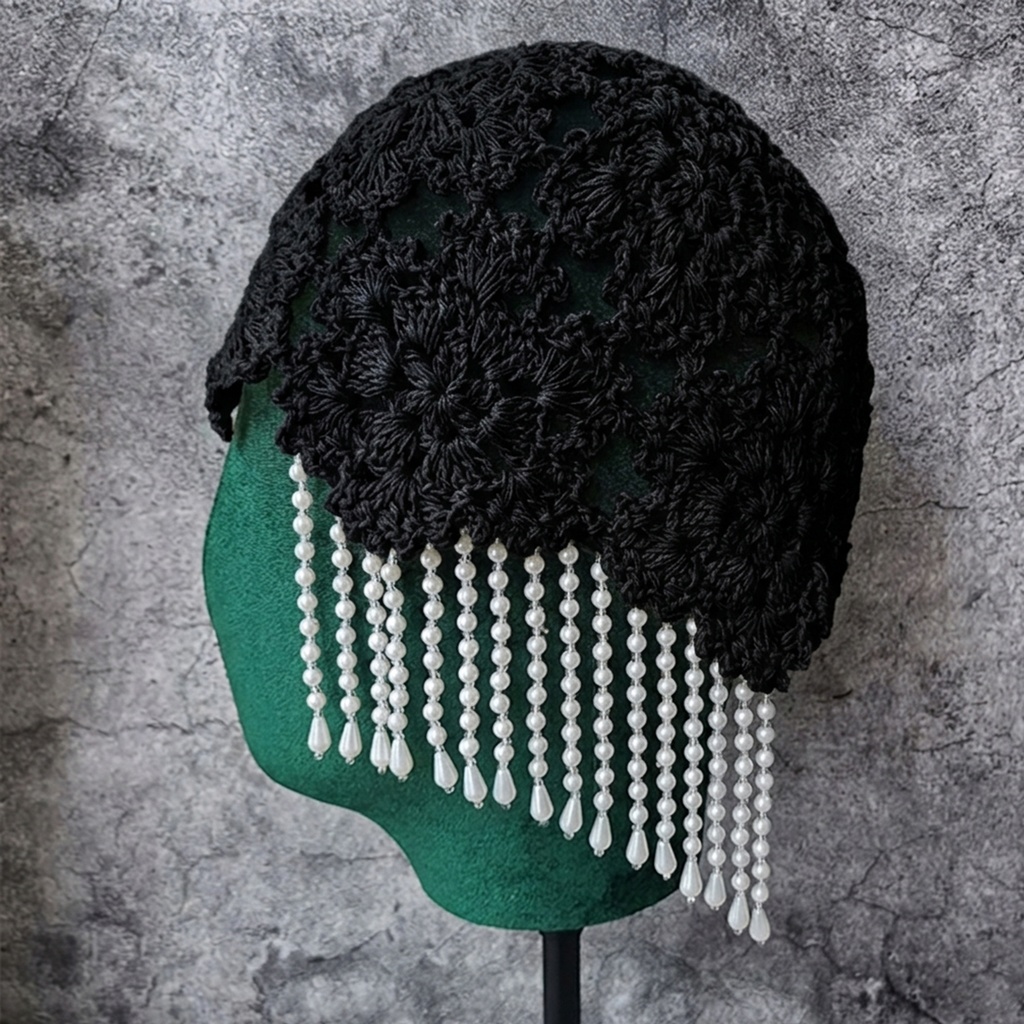 Casquete con hilos de perlas