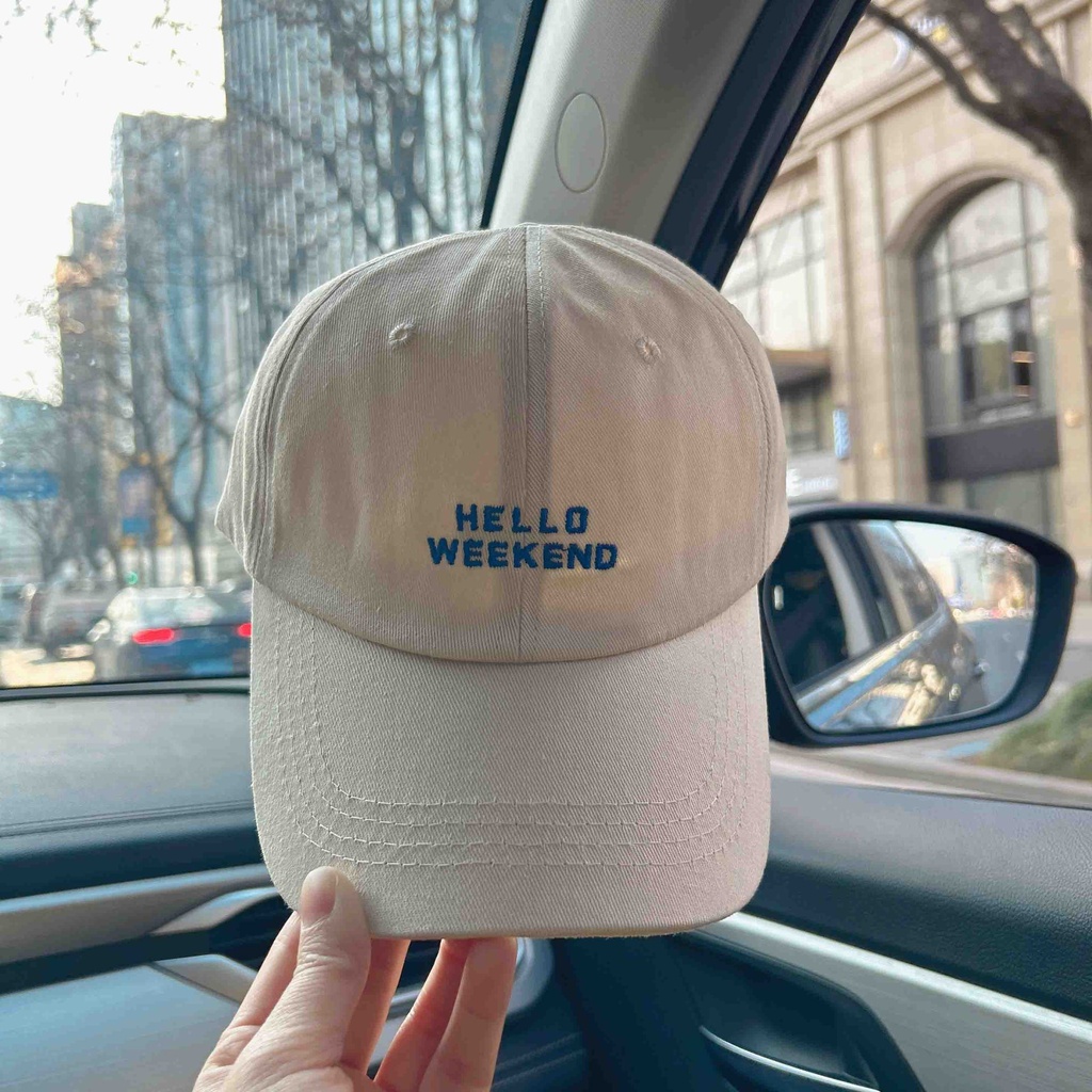 Gorra HELLO WEEKEND