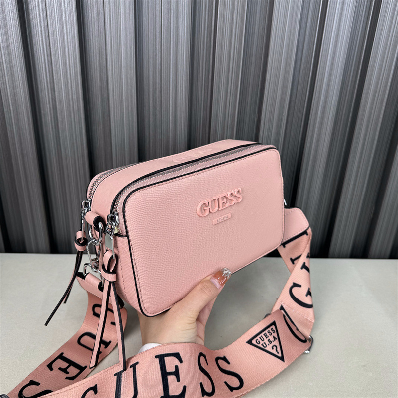 Cartera Marca RP GUESS