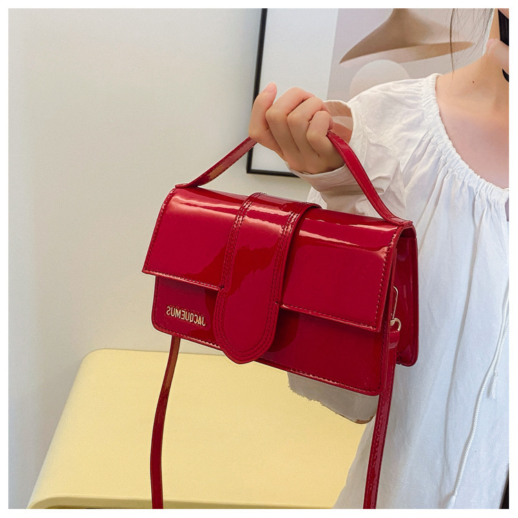 Cartera Marca RP JACQUEMUS