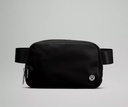 Lululemon Everywhere Belt Bag