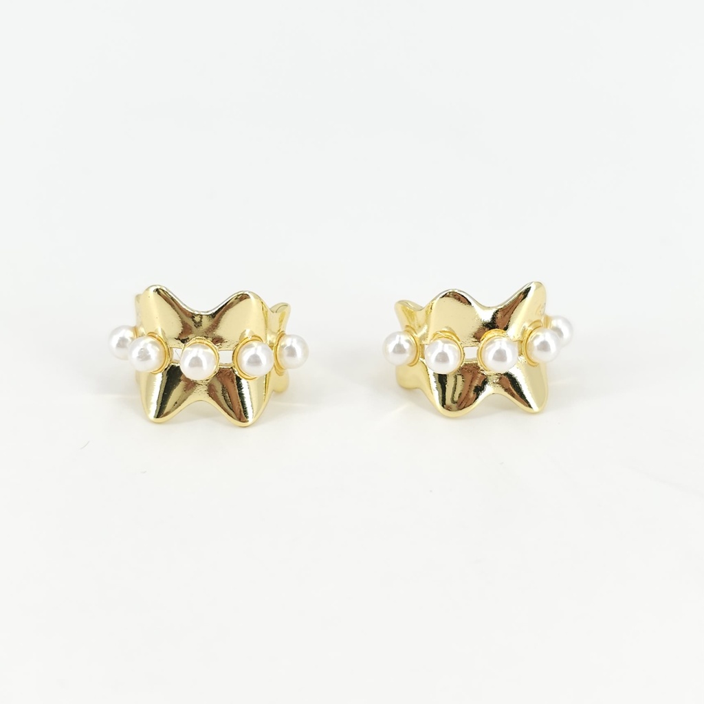 Arito Earcuff