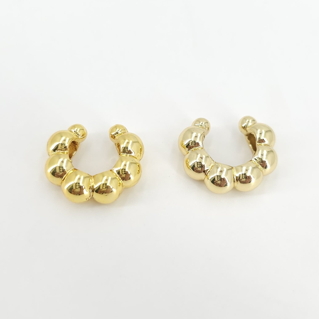 Arito Earcuff