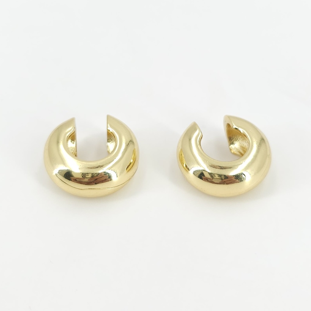 Arito Earcuff