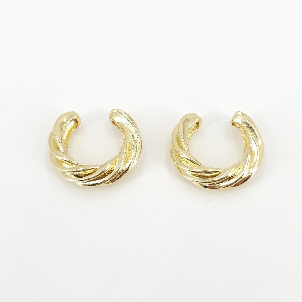 Arito Earcuff