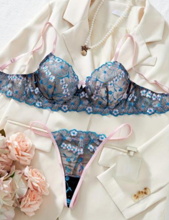 Panty de encaje