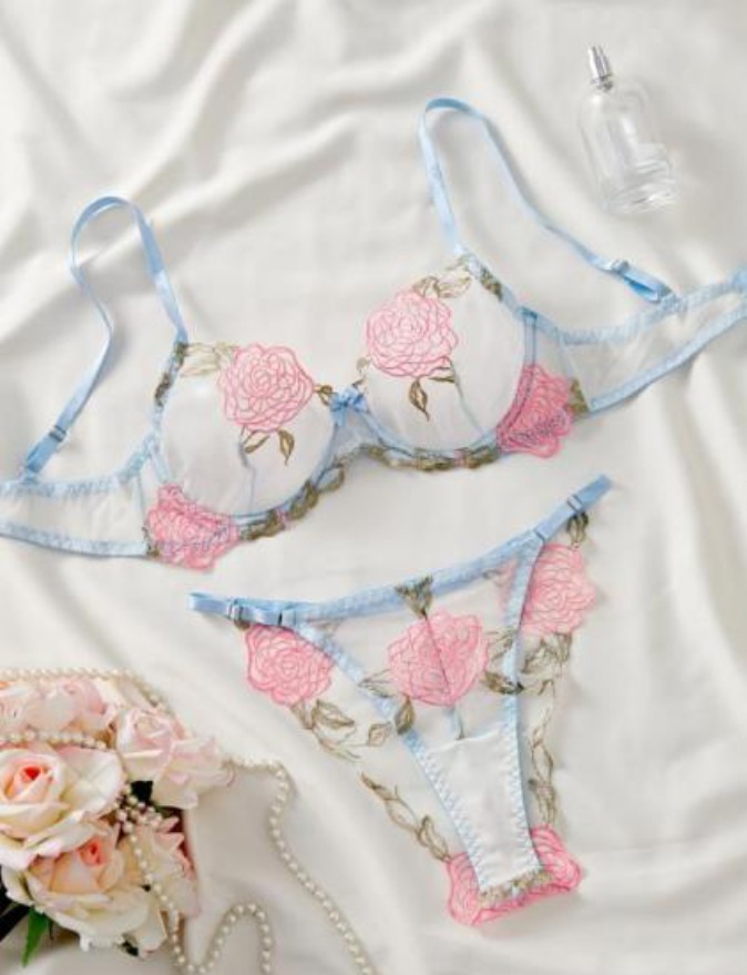 Panty de encaje