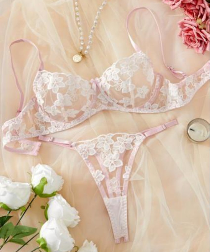 Panty de encaje