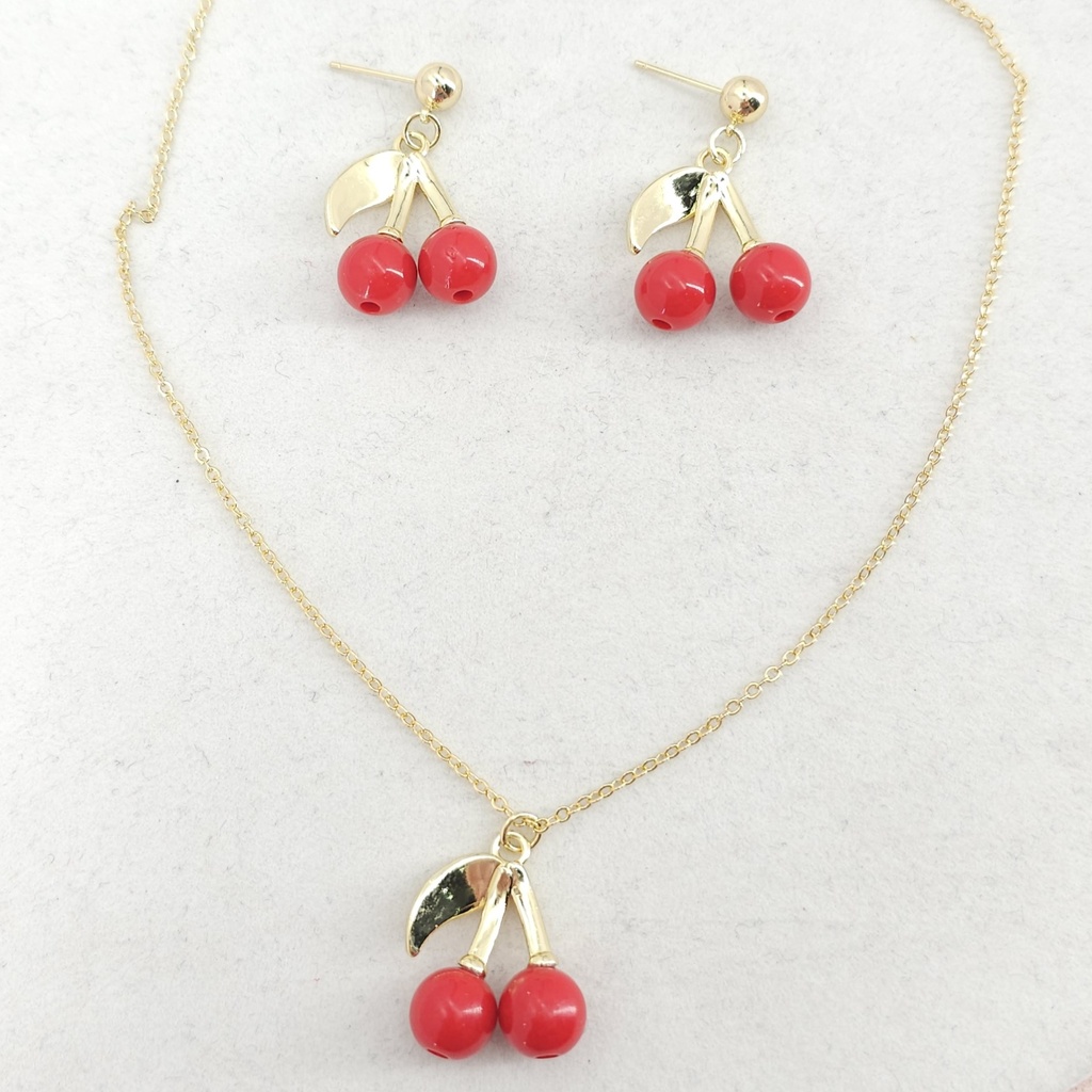 Cadena Cherry
