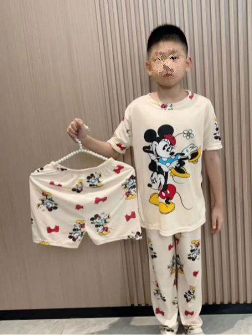 Pijama KIDS de dibujos animados de tres piezas