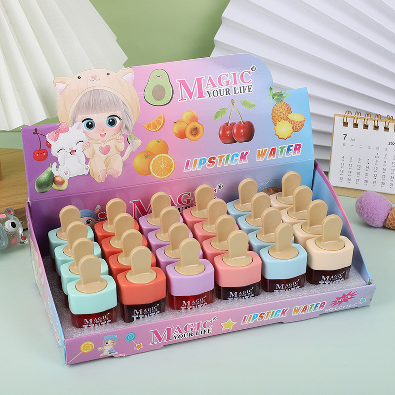 Hidratante con sabor a fruta en forma de paleta. CADA UNIDAD