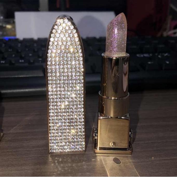 Bálsamo labial con espejo