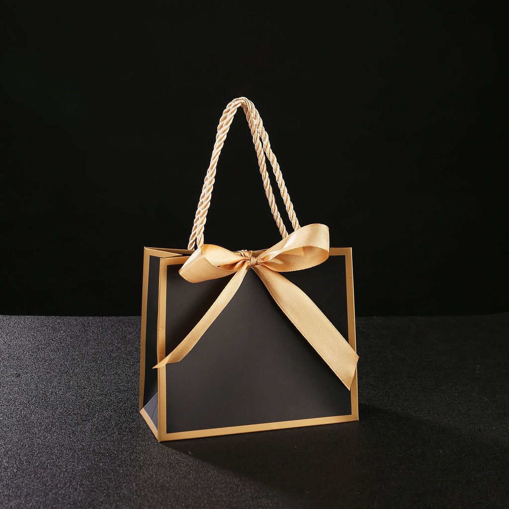 Bolsa de regalo de cartón con lazo negro 16.3X7.9X14cm