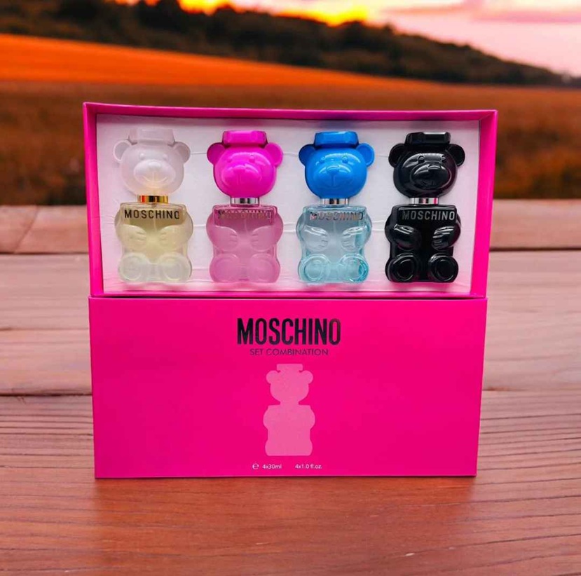Moschino set combination set mini 4 perfumes