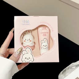 Set combinado de bálsamo labial y crema de manos